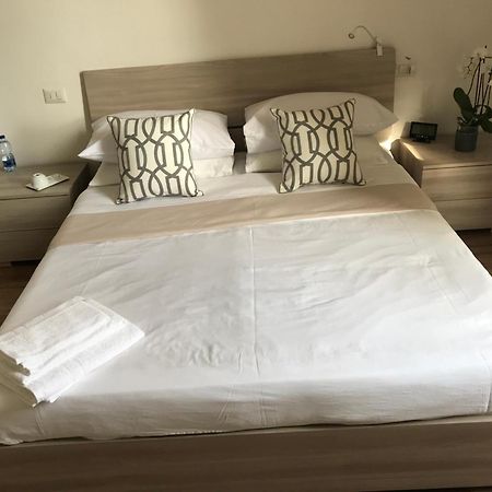 Santa Rosa Florence Apartments 3 Bedrooms - Private Parking المظهر الخارجي الصورة