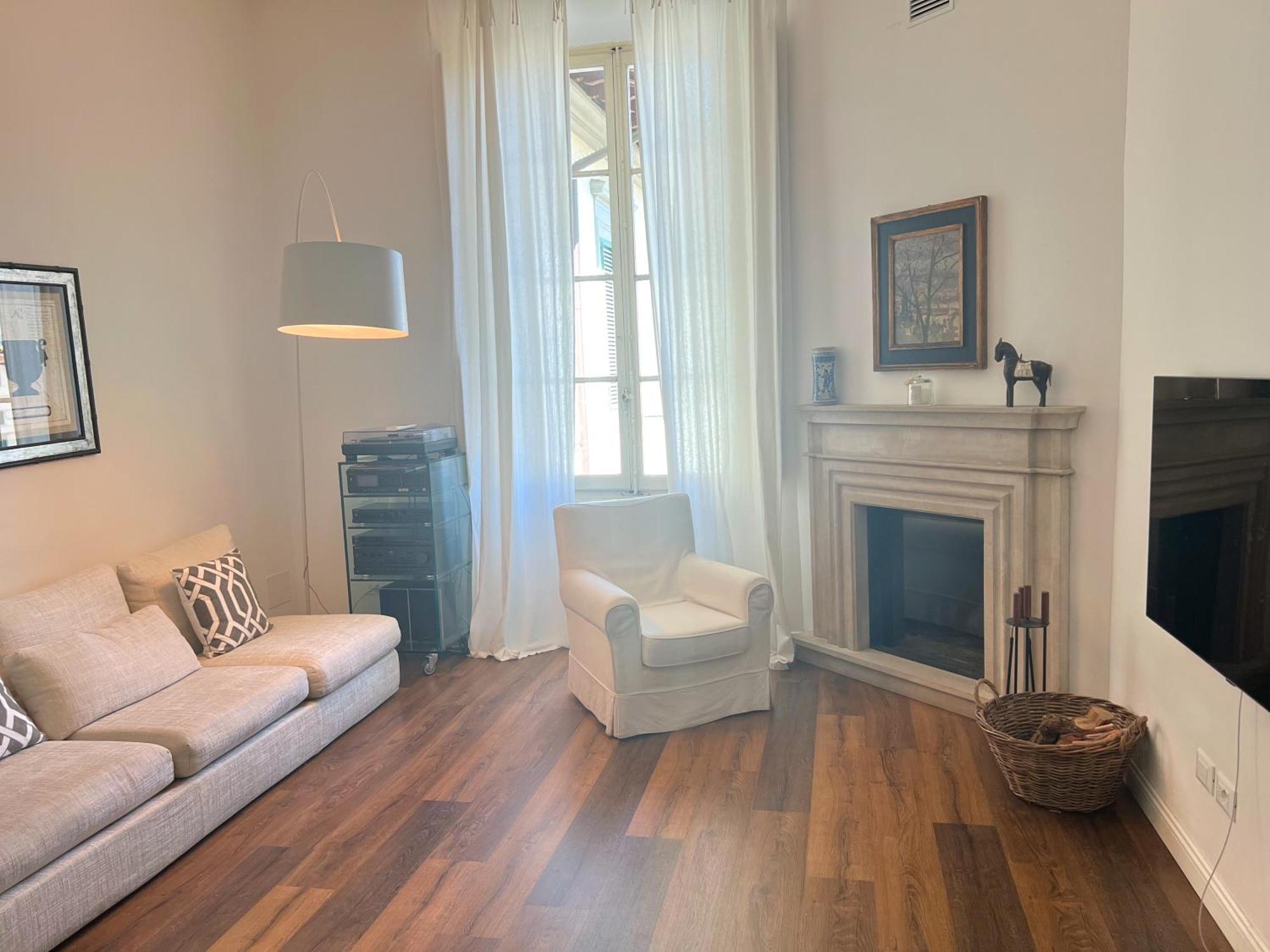 Santa Rosa Florence Apartments 3 Bedrooms - Private Parking المظهر الخارجي الصورة