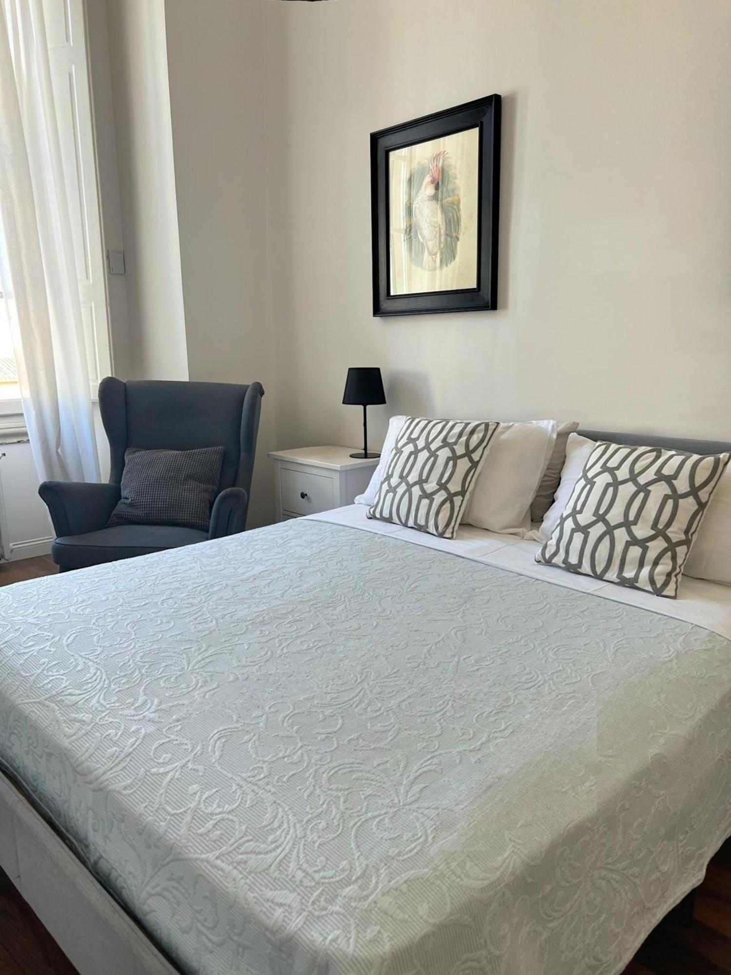 Santa Rosa Florence Apartments 3 Bedrooms - Private Parking المظهر الخارجي الصورة