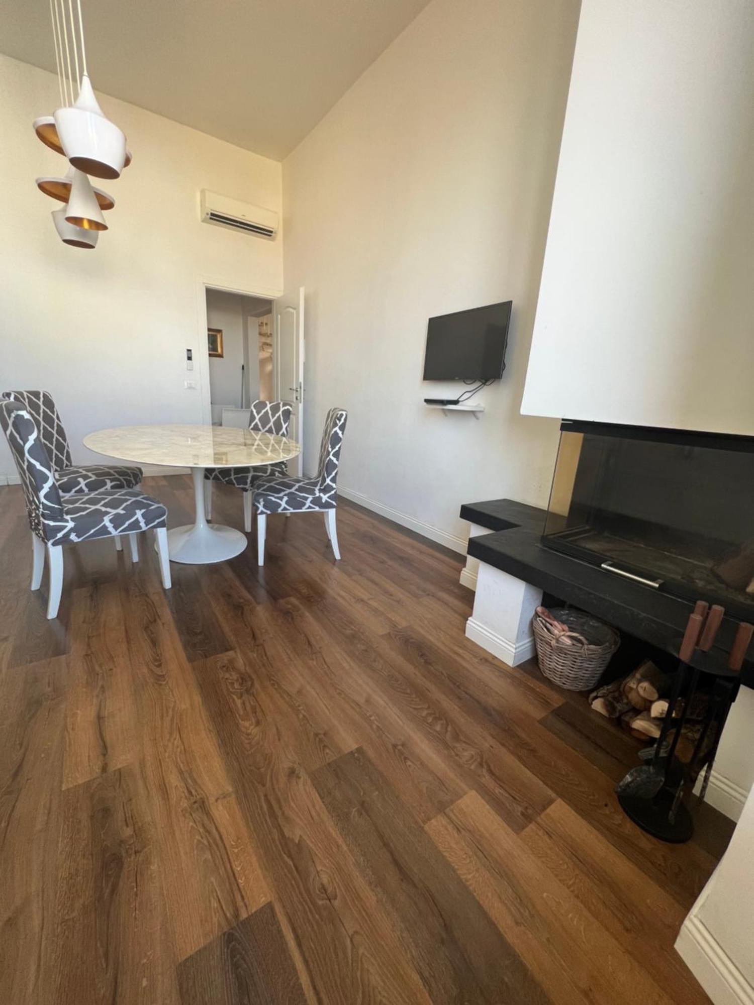 Santa Rosa Florence Apartments 3 Bedrooms - Private Parking المظهر الخارجي الصورة