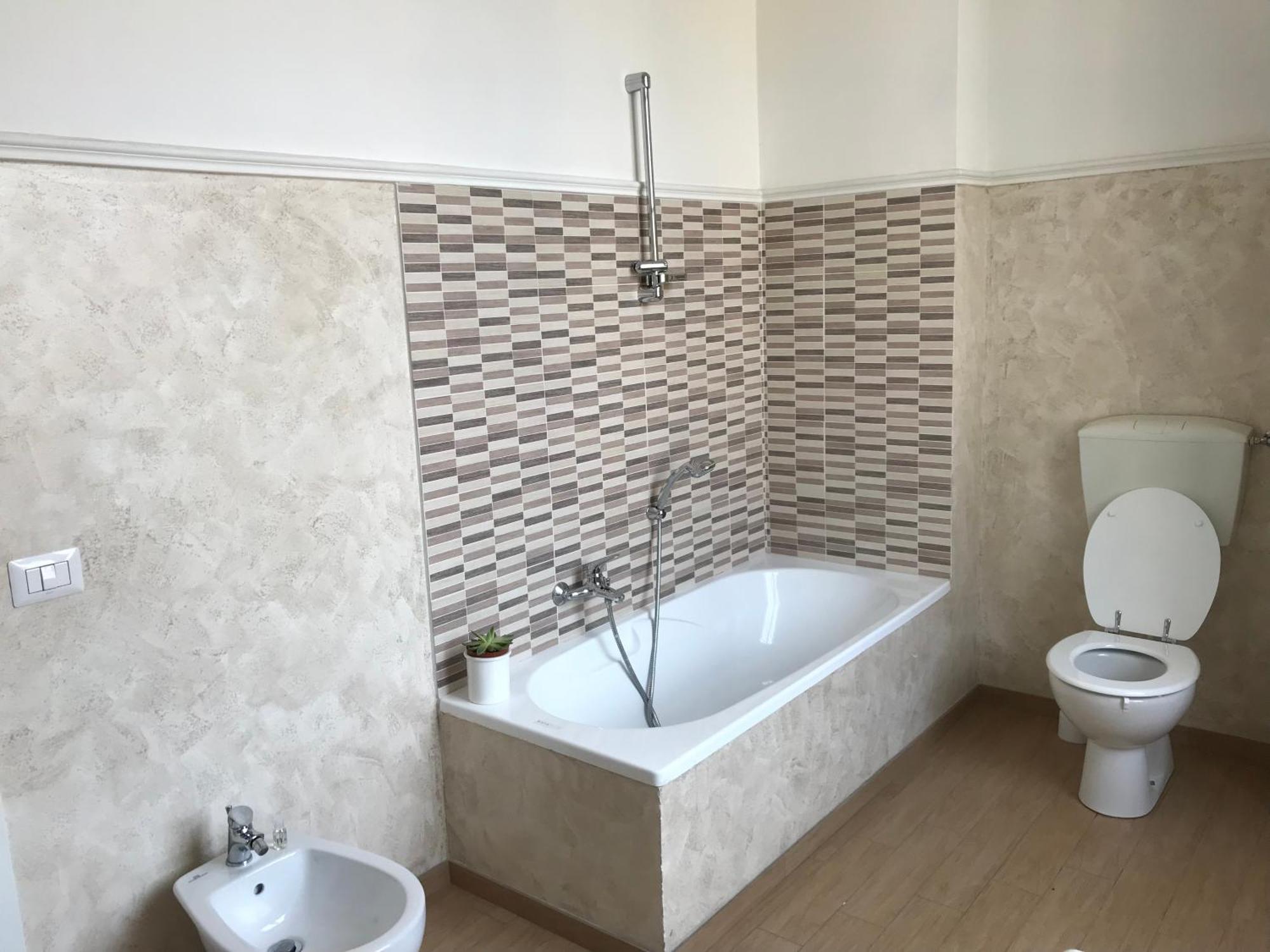 Santa Rosa Florence Apartments 3 Bedrooms - Private Parking المظهر الخارجي الصورة